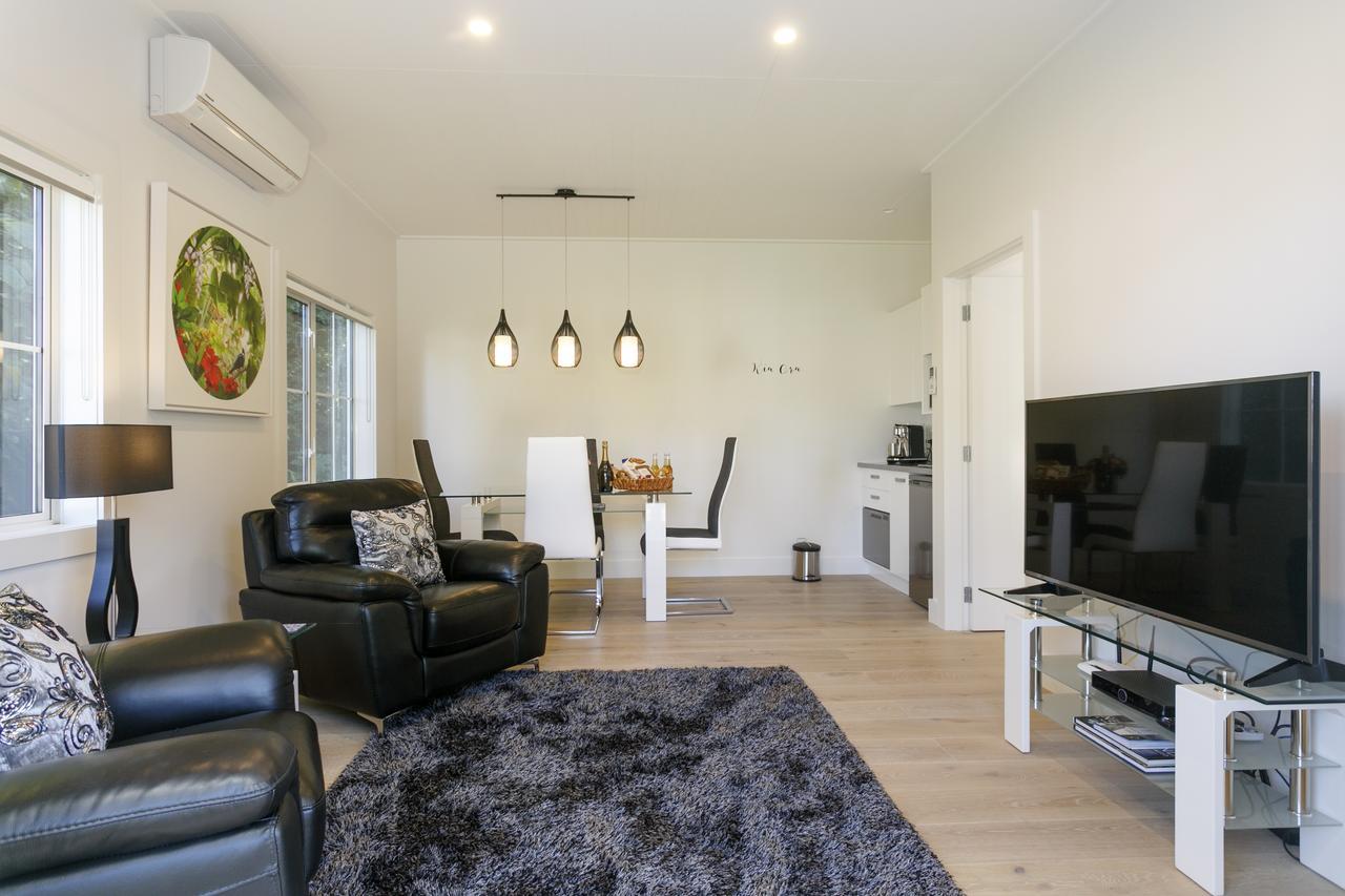 The Retreat Luxury Garden Villa Lago Lago Taupo Exterior foto