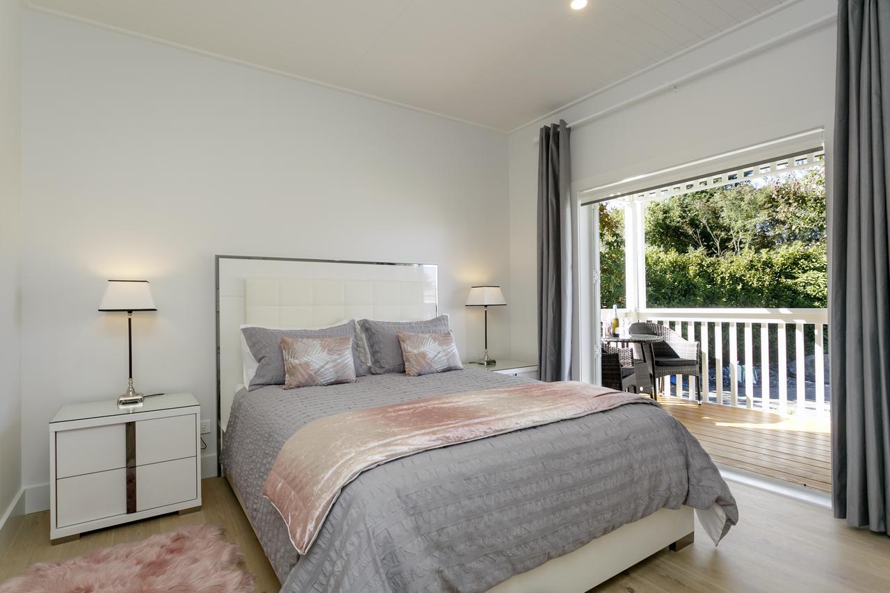The Retreat Luxury Garden Villa Lago Lago Taupo Exterior foto